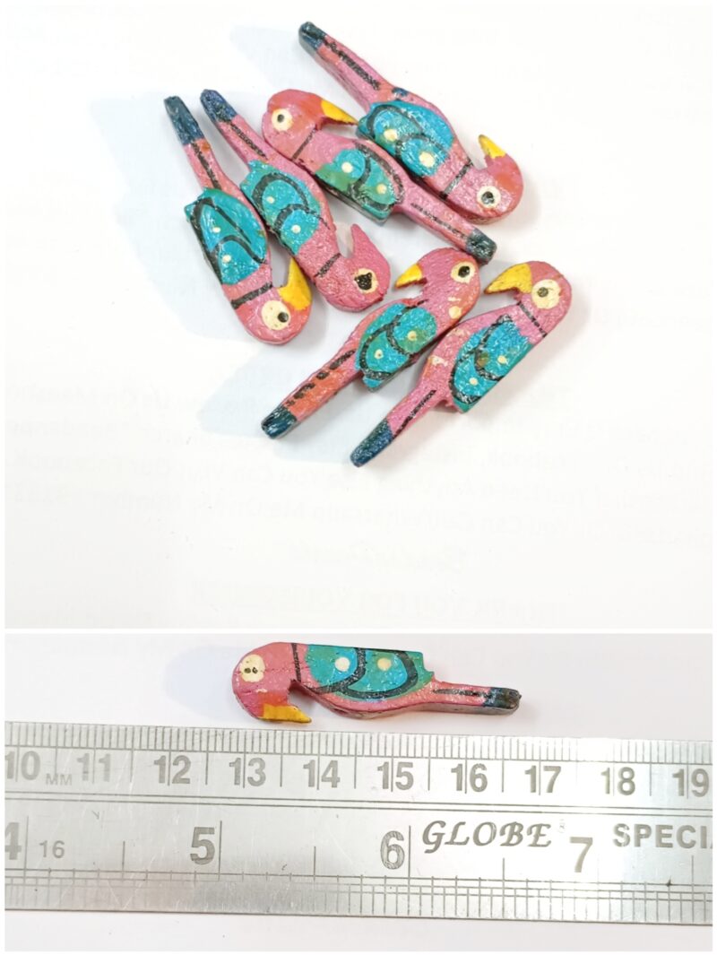 Pink Wooden Parrots Beads Size 3.5 cm - 25 Pieces - Image 2