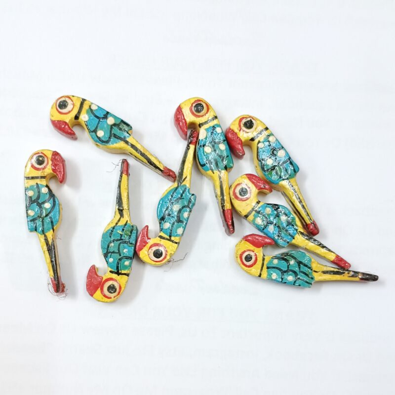 Yellow Green Wooden Parrots Beads Size 3.5 Cm - 25 Pieces