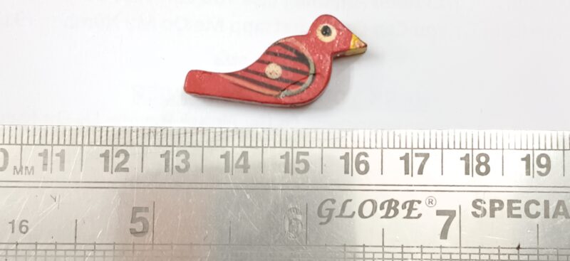 Red Wooden Birds Beads Size 3 Cm - 25 Pieces - Image 2