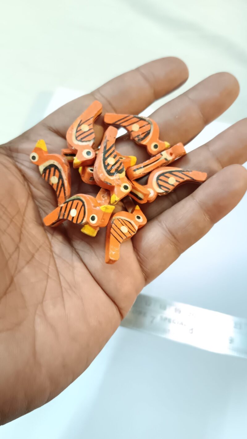 Orange Wooden Birds Beads Size 3 Cm - 25 Pieces - Image 2