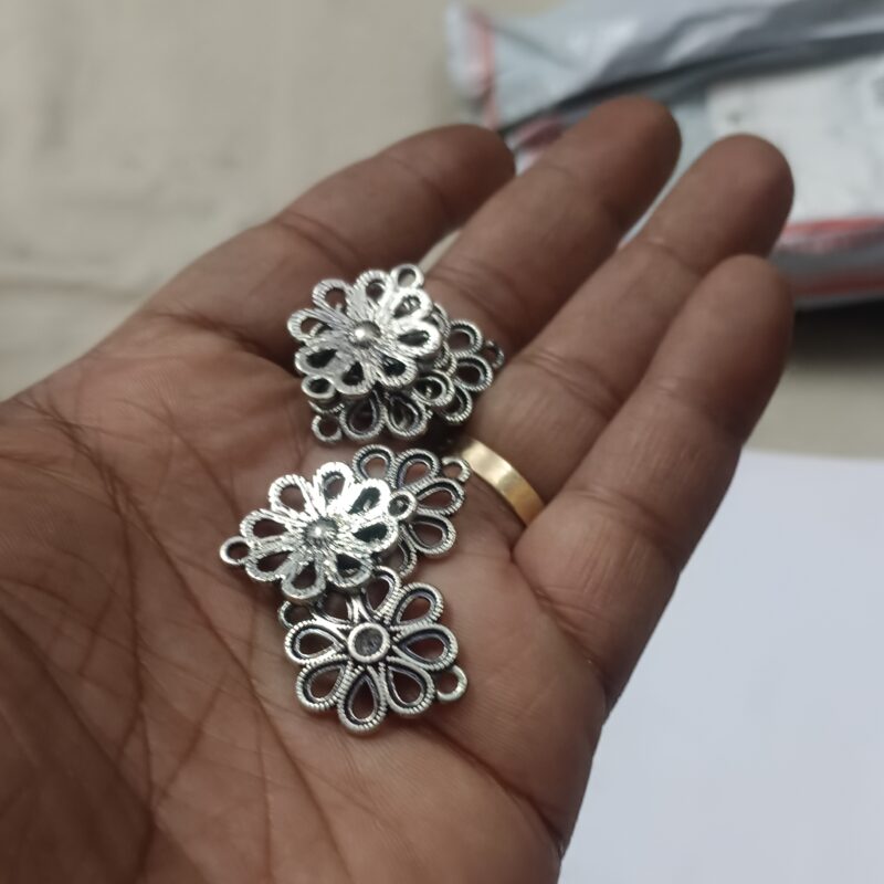 Oxidized Silver Plated Large Flower Shaped With Two Loops Charms 20Mm - Pack of 10 Piece - Image 2